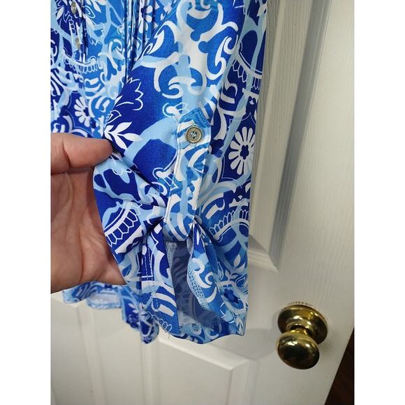 Ny Collection Blouse *M* Blue White Floral Abstract V Neck Roll Tab Sleeve - Picture 5 of 10